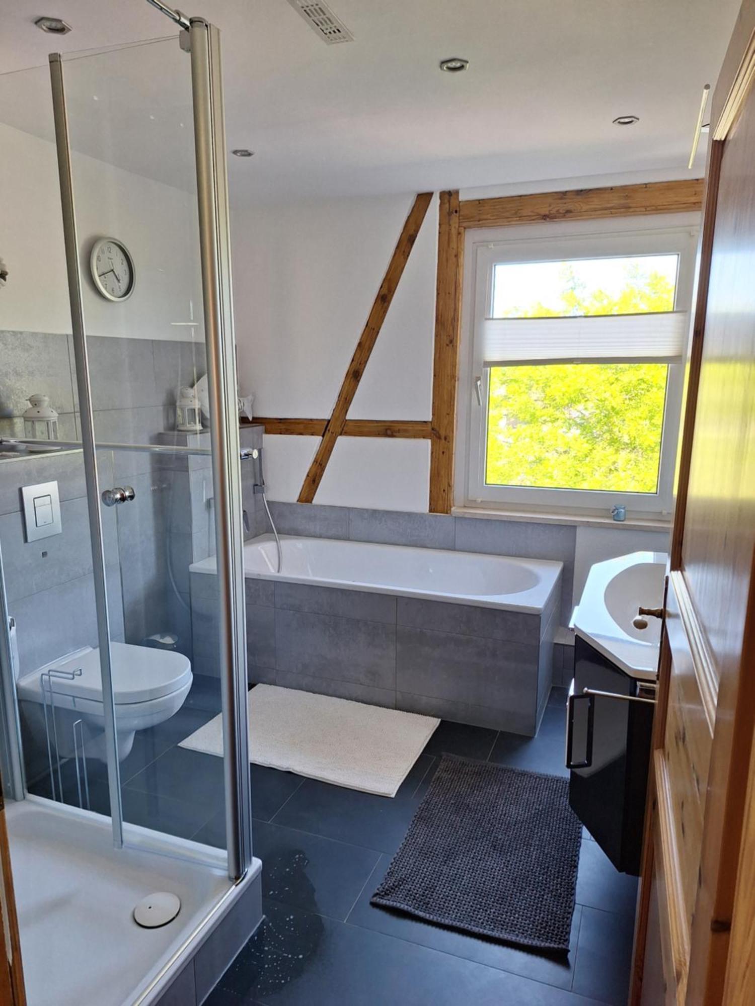 Schoene Maisonettewohnung In Der Barlachstadt 居斯特罗 外观 照片