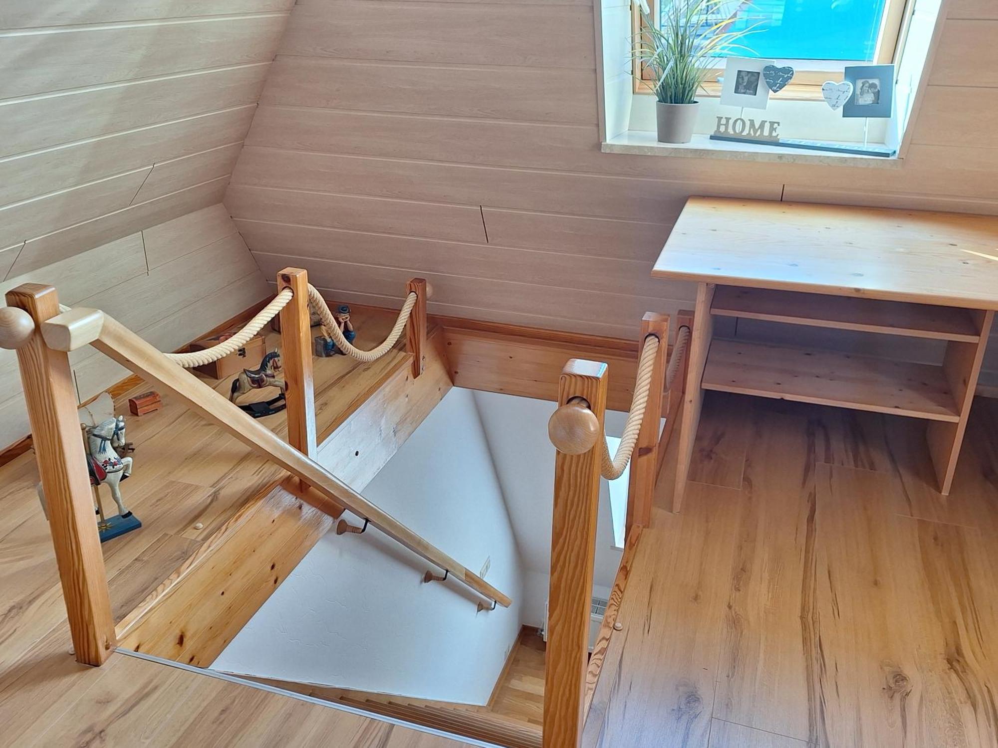 Schoene Maisonettewohnung In Der Barlachstadt 居斯特罗 外观 照片
